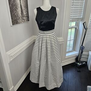 Ever Beauty Women’s 6 Gown black/white/gold Y2K Ball Gown